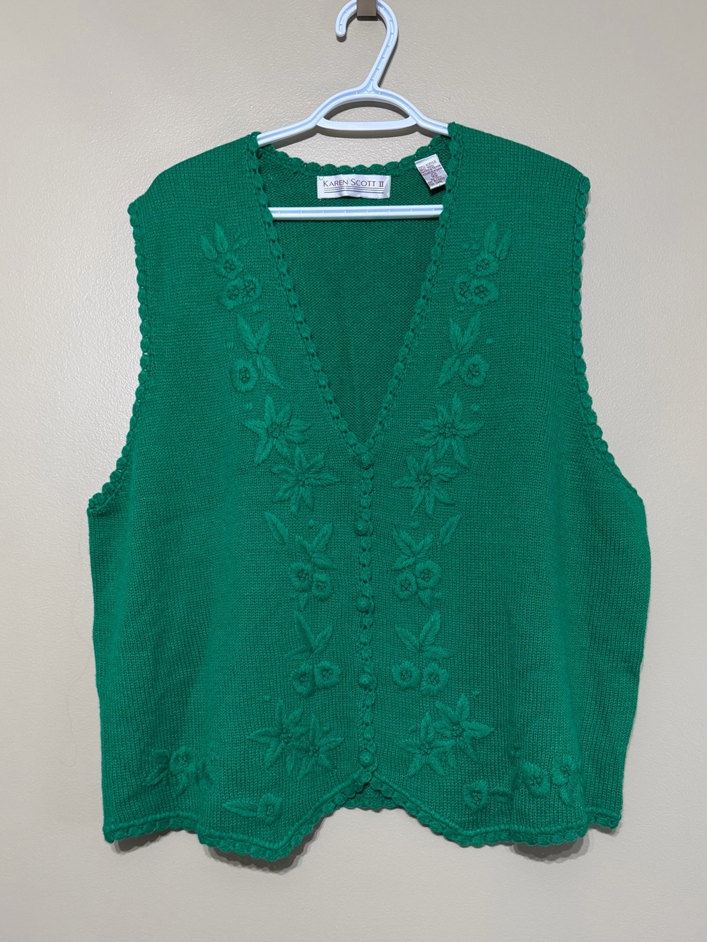 Vintage 90’s Karen Scott Embroidered Cottage Core Wool Blend Sweater Vest